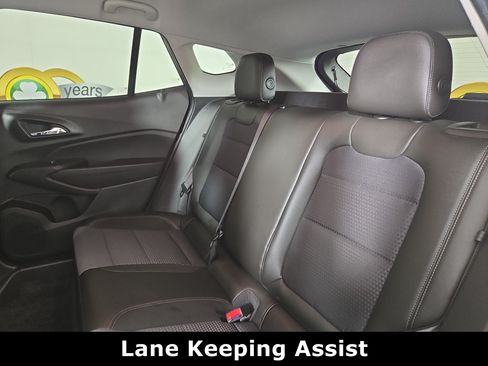 Certified 2024 Chevrolet Trax LT w/ LT Convenience Package FWD image 12