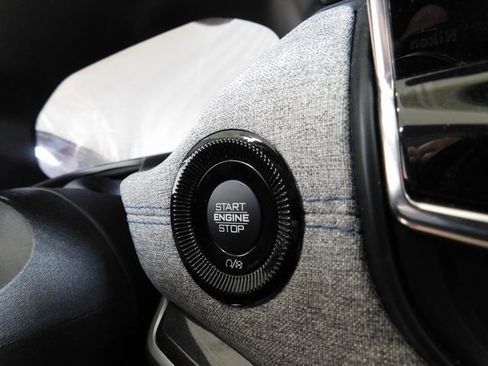 Used 2022 Jeep Compass Latitude w/ Convenience Group image 23