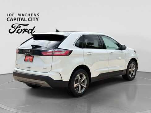 Used 2023 Ford Edge SEL w/ Convenience Package AWD/4WD image 5