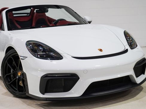Used 2020 Porsche 718 Boxster Spyder RWD image 16