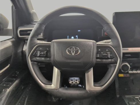 Used 2026 Toyota Tacoma TRD Sport w/ TRD Sport Premium Package AWD/4WD image 5
