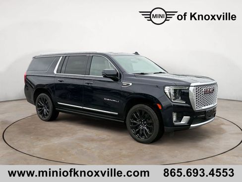 Used 2021 GMC Yukon XL Denali w/ Denali Premium Package image 1