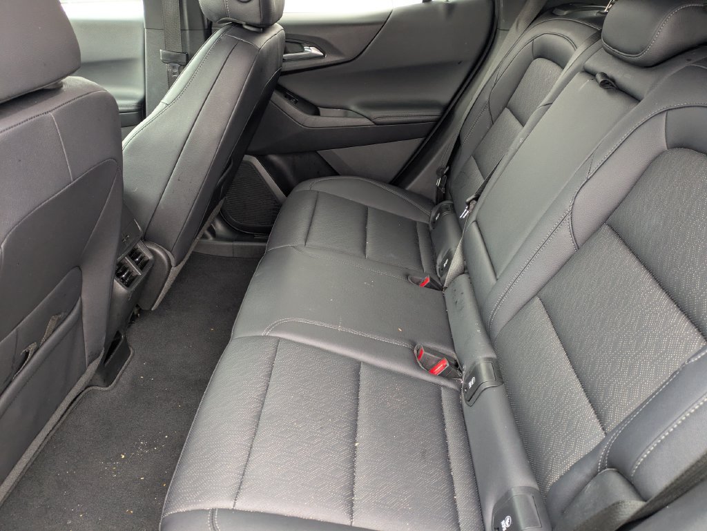 Used 2025 Chevrolet Equinox LT w/ Convenience Package II AWD/4WD image 13