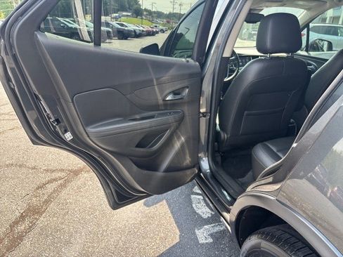 Used 2017 Buick Encore Essence FWD image 33