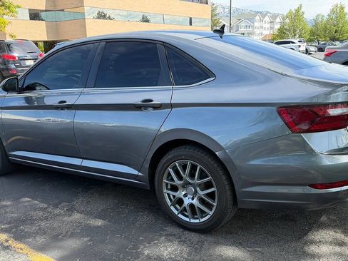 Used 2021 Volkswagen Jetta S w/ Driver Assistance Package FWD image 5