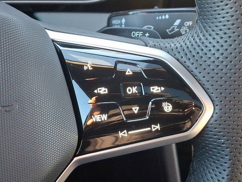 Used 2025 Volkswagen Jetta GLI Autobahn w/ GLI Black Package image 22