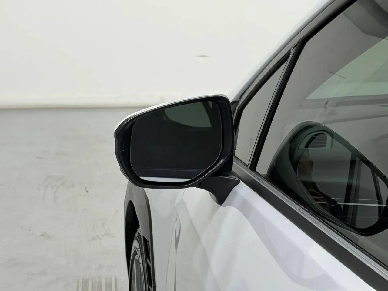 Used 2024 Subaru WRX AWD/4WD image 36