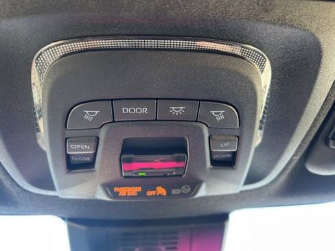 Used 2024 Toyota Corolla SE w/ SE Package image 24