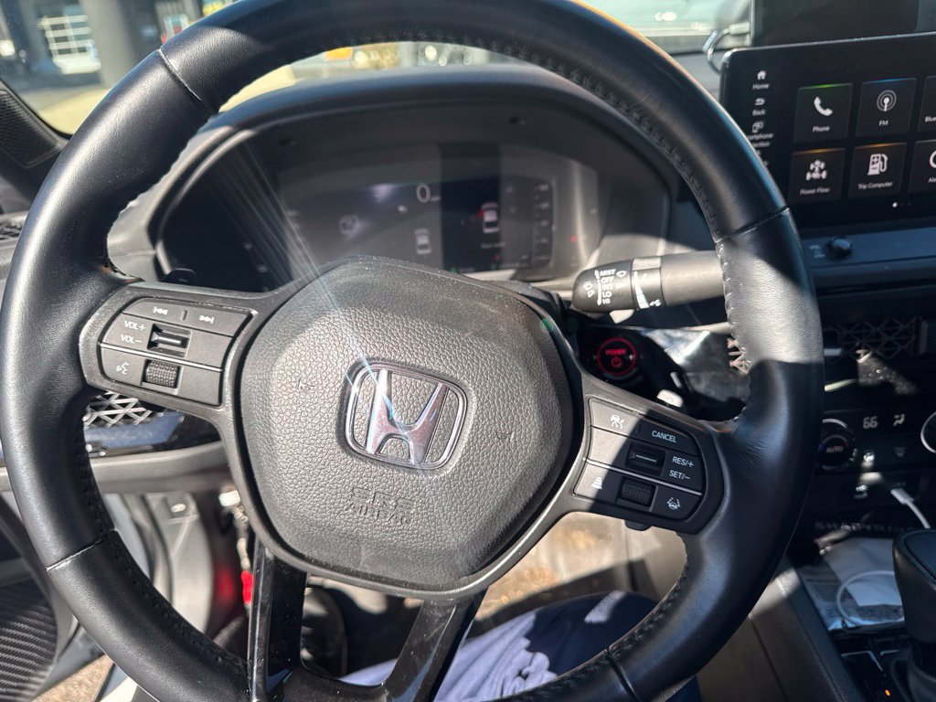 Used 2023 Honda Accord Sport image 9
