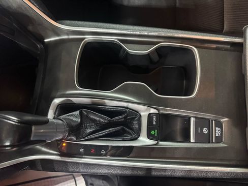 Used 2019 Honda Accord Sport image 25