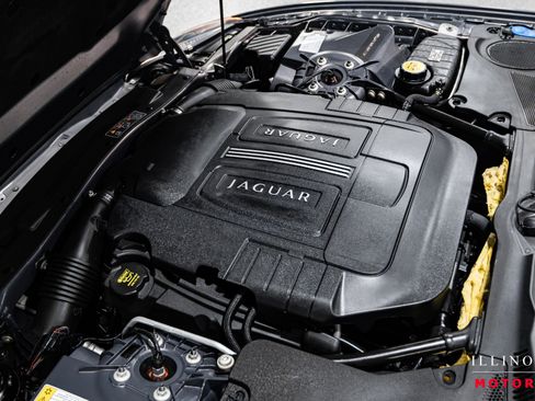 Used 2011 Jaguar XK Coupe image 31