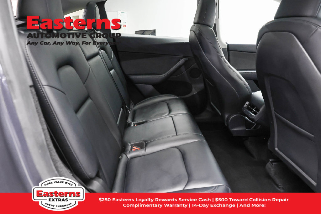 Used 2023 Tesla Model Y Performance AWD/4WD image 19