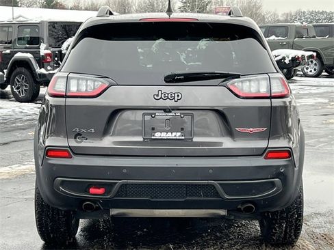 Used 2019 Jeep Cherokee Trailhawk w/ Cold Weather Group image 43