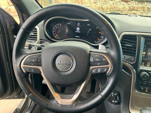 Used 2017 Jeep Grand Cherokee Limited 75th Anniversary image 23