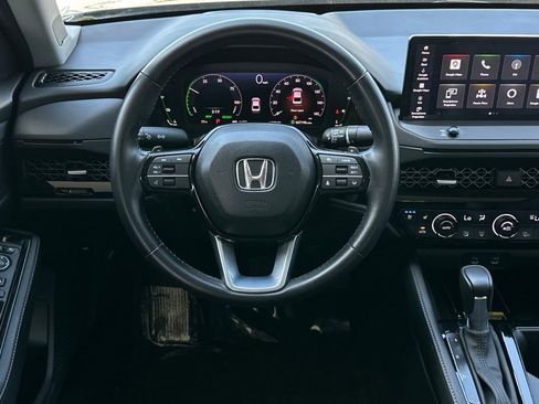 Used 2024 Honda Accord Touring image 16