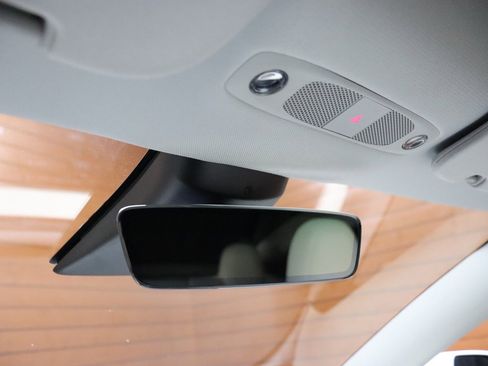 Used 2023 Tesla Model 3 Standard Range image 53