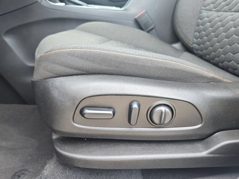 Used 2021 Chevrolet Equinox LT w/ Driver Convenience Package FWD image 26