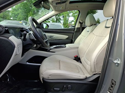 Certified 2024 Hyundai Tucson Limited AWD/4WD image 13