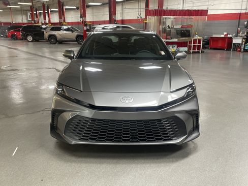 Certified 2026 Toyota Camry SE w/ Convenience Package FWD image 3