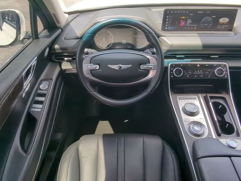 Used 2024 Genesis GV80 2.5T AWD/4WD image 19