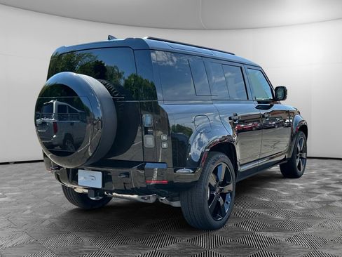 New 2026 Land Rover Defender 110 X-Dynamic SE AWD/4WD image 5