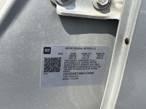 Used 2022 Chevrolet Malibu LT FWD image 33