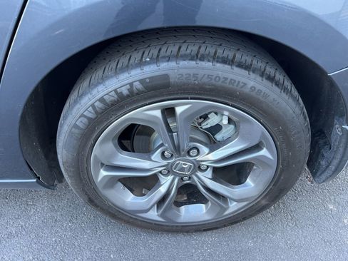 Used 2023 Honda Accord EX image 11