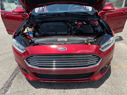 Used 2015 Ford Fusion SE w/ Equipment Group 202A FWD image 30
