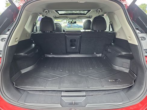 Used 2016 Nissan Rogue SL w/ SL Premium Package AWD/4WD image 30