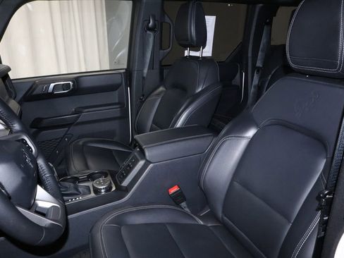 Certified 2025 Ford Bronco Outer Banks image 25