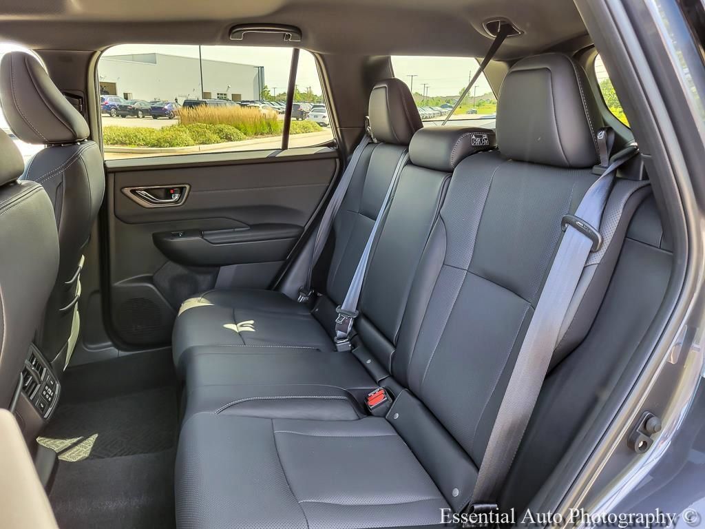 Used 2026 Subaru Outback Touring XT AWD/4WD image 11