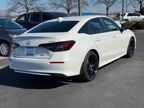 Used 2025 Honda Civic Sport image 3