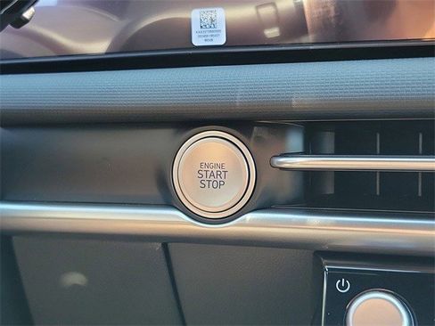 Used 2025 Hyundai Santa Cruz SE image 24