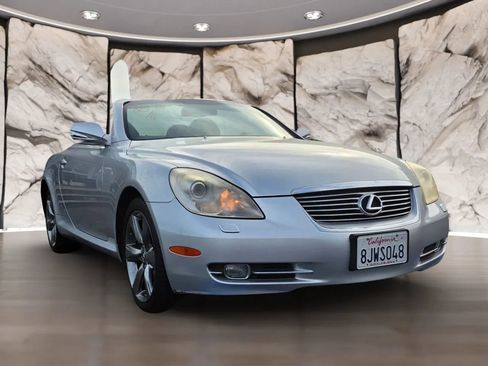 Used 2010 Lexus SC 430 Convertible RWD image 3