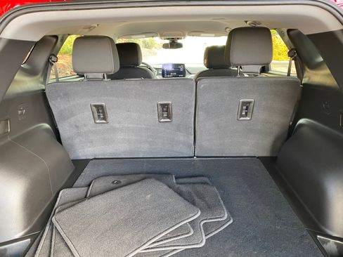 Used 2023 Chevrolet Blazer LT w/ Convenience Package image 11