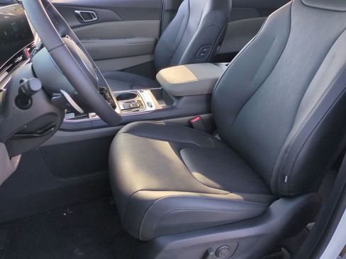 New 2026 Kia Carnival SX image 20