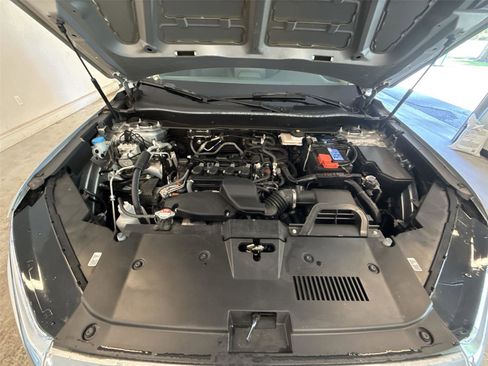 Used 2025 Honda CR-V EX image 18