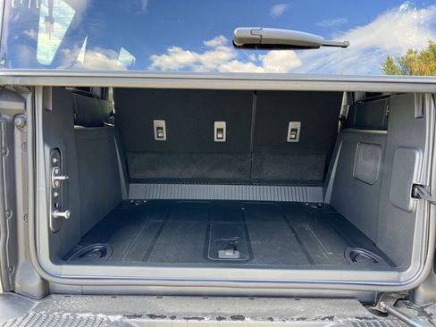 New 2025 Ford Bronco Badlands image 25