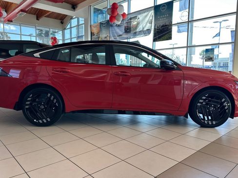 New 2026 Nissan Sentra SR w/ Floor Mat Package image 3