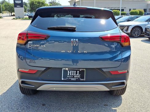 Certified 2024 Buick Encore GX Preferred w/ Comfort Package AWD/4WD image 23