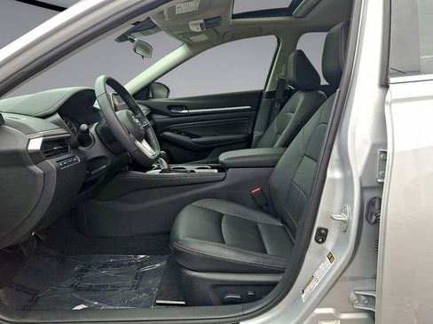 Used 2022 Nissan Altima 2.5 SL FWD image 12