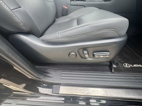 Used 2022 Lexus GX 460 w/ Black Line Special Edition AWD/4WD image 23