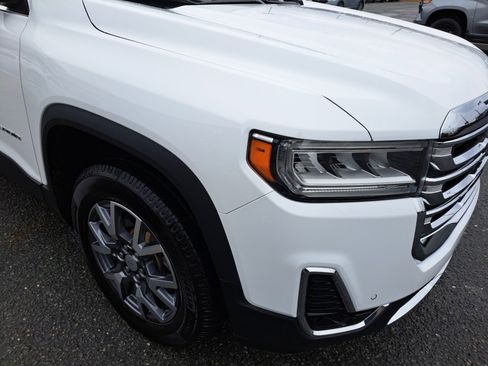 Certified 2022 GMC Acadia SLT w/ Technology Package image 16