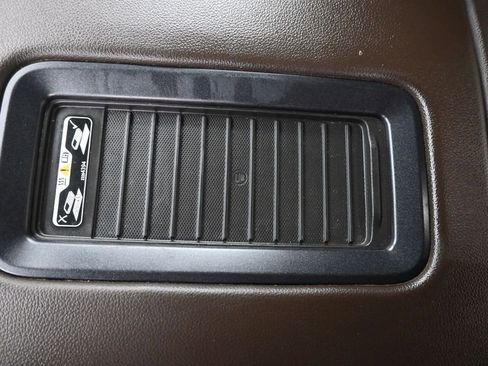 Used 2018 GMC Sierra 1500 SLT image 31