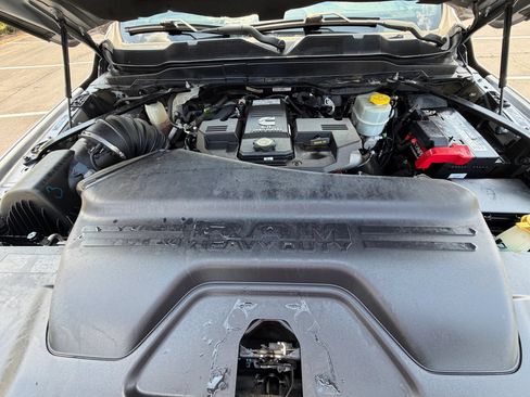 Used 2019 RAM 3500 Tradesman AWD/4WD image 10