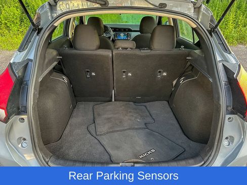 Used 2023 Nissan Kicks SV FWD image 6