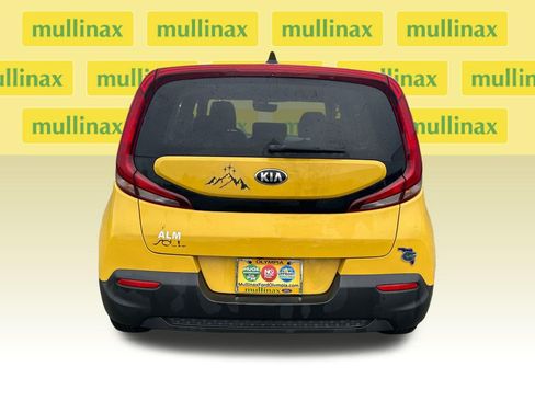 Used 2020 Kia Soul LX FWD image 28