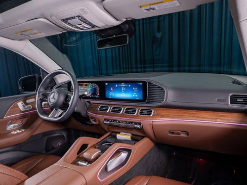 Certified 2026 Mercedes-Benz GLS 450 450 4MATIC® SUV image 15