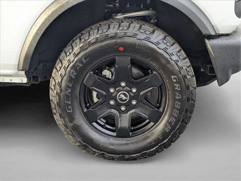 Used 2022 Ford Bronco 2-Door image 22