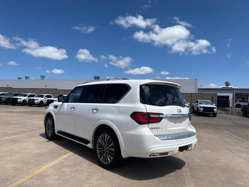 Used 2018 INFINITI QX80 2WD w/ Deluxe Technology Package image 16